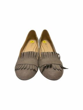 CL Laundry Solid Taupe Slip On Pumps